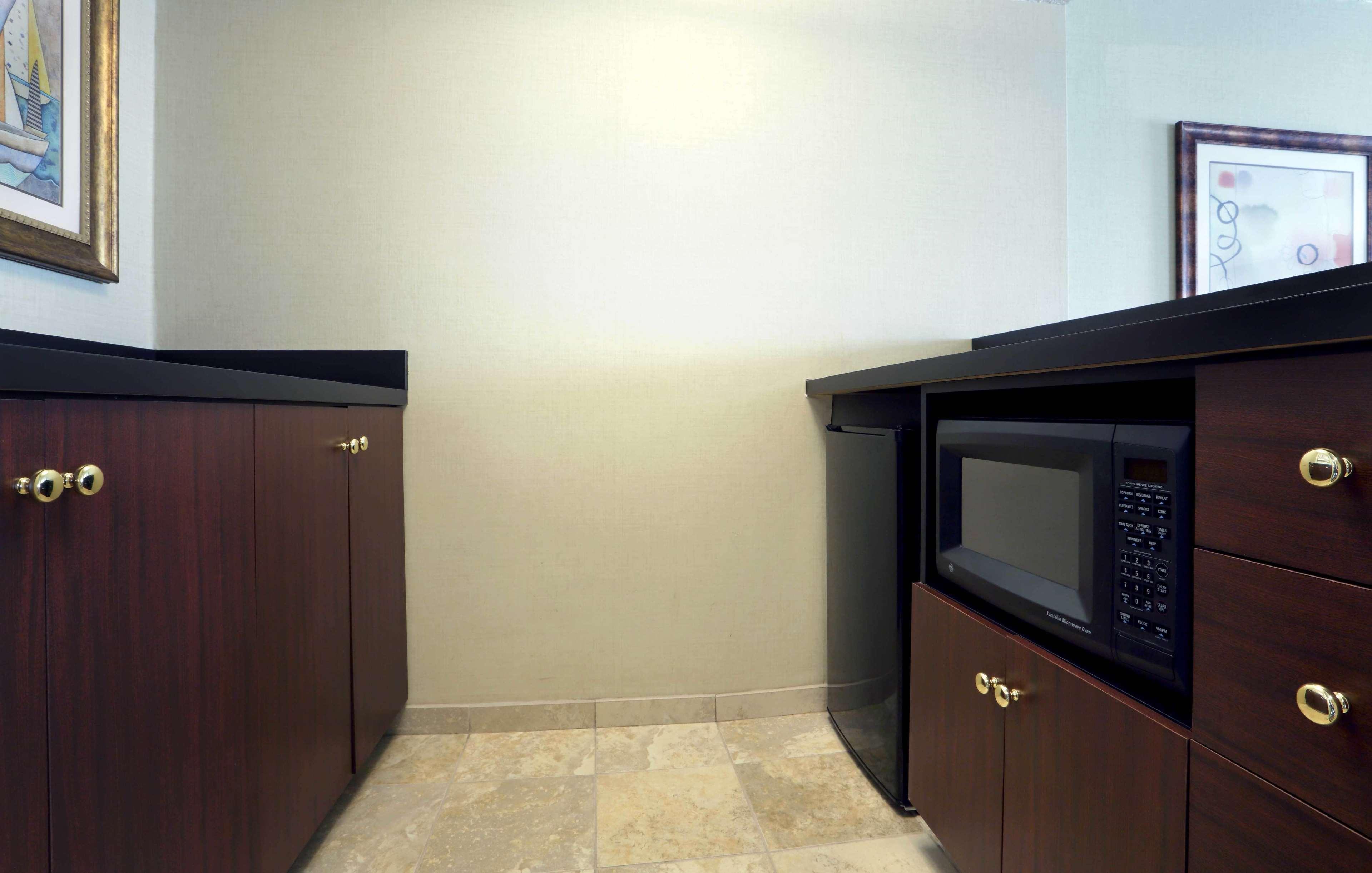 Hampton Inn Boston-Natick Bagian luar foto