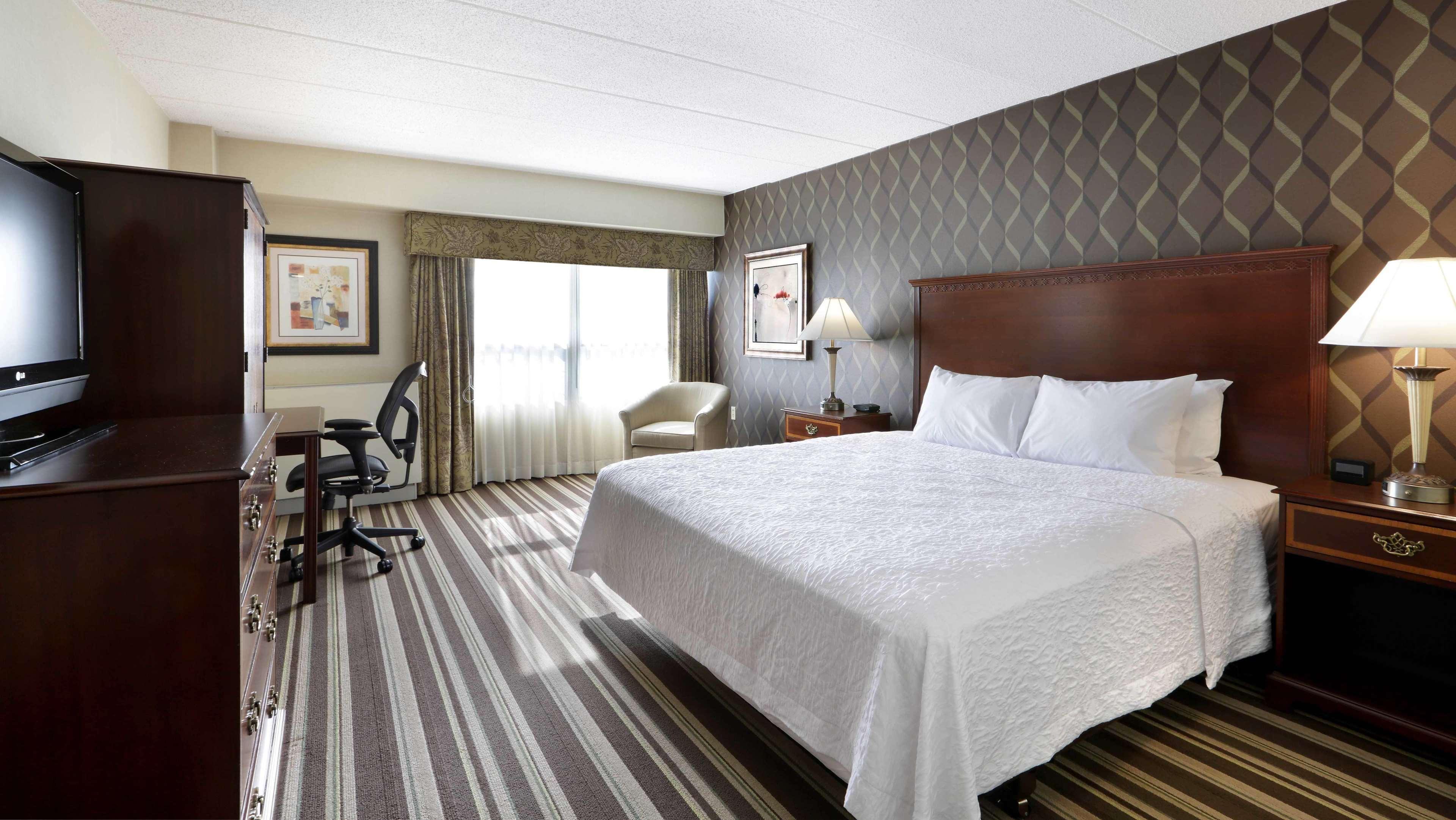 Hampton Inn Boston-Natick Bagian luar foto