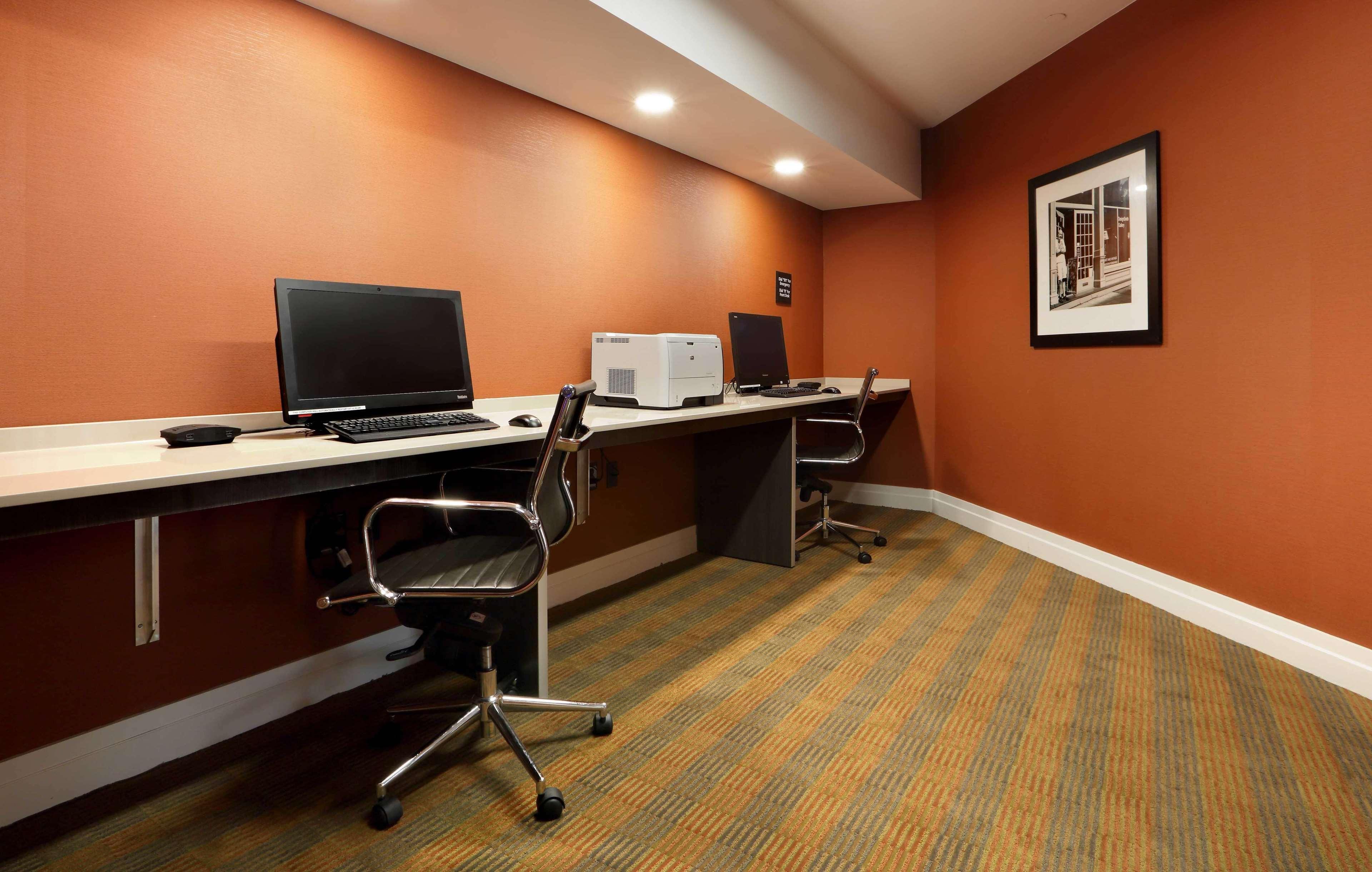 Hampton Inn Boston-Natick Bagian luar foto