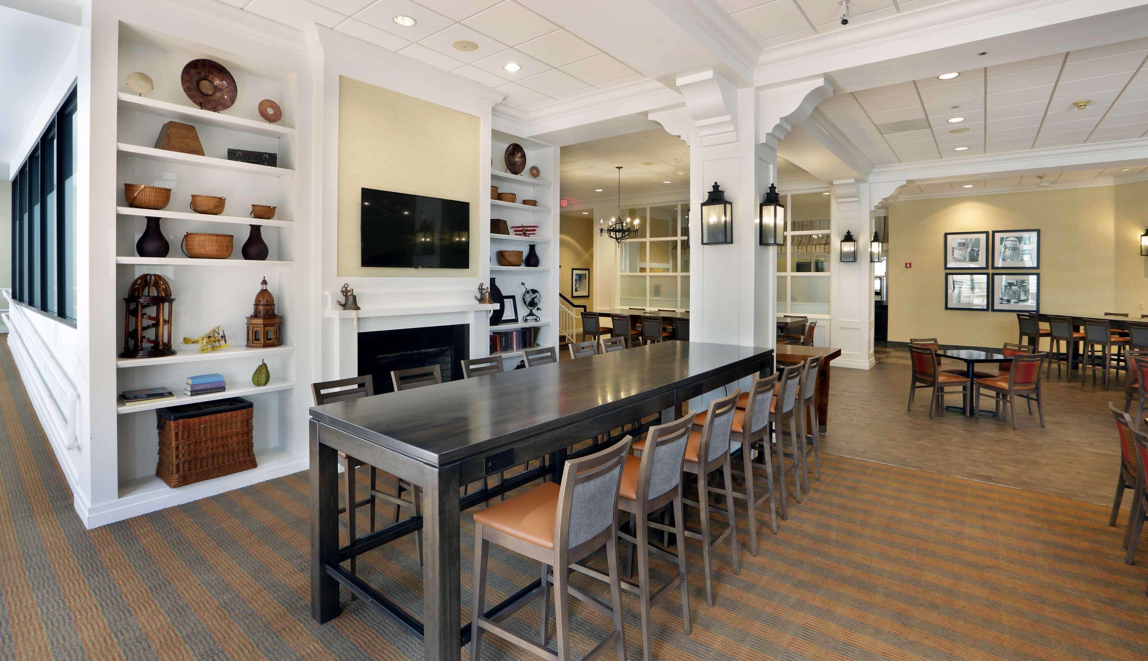 Hampton Inn Boston-Natick Bagian luar foto