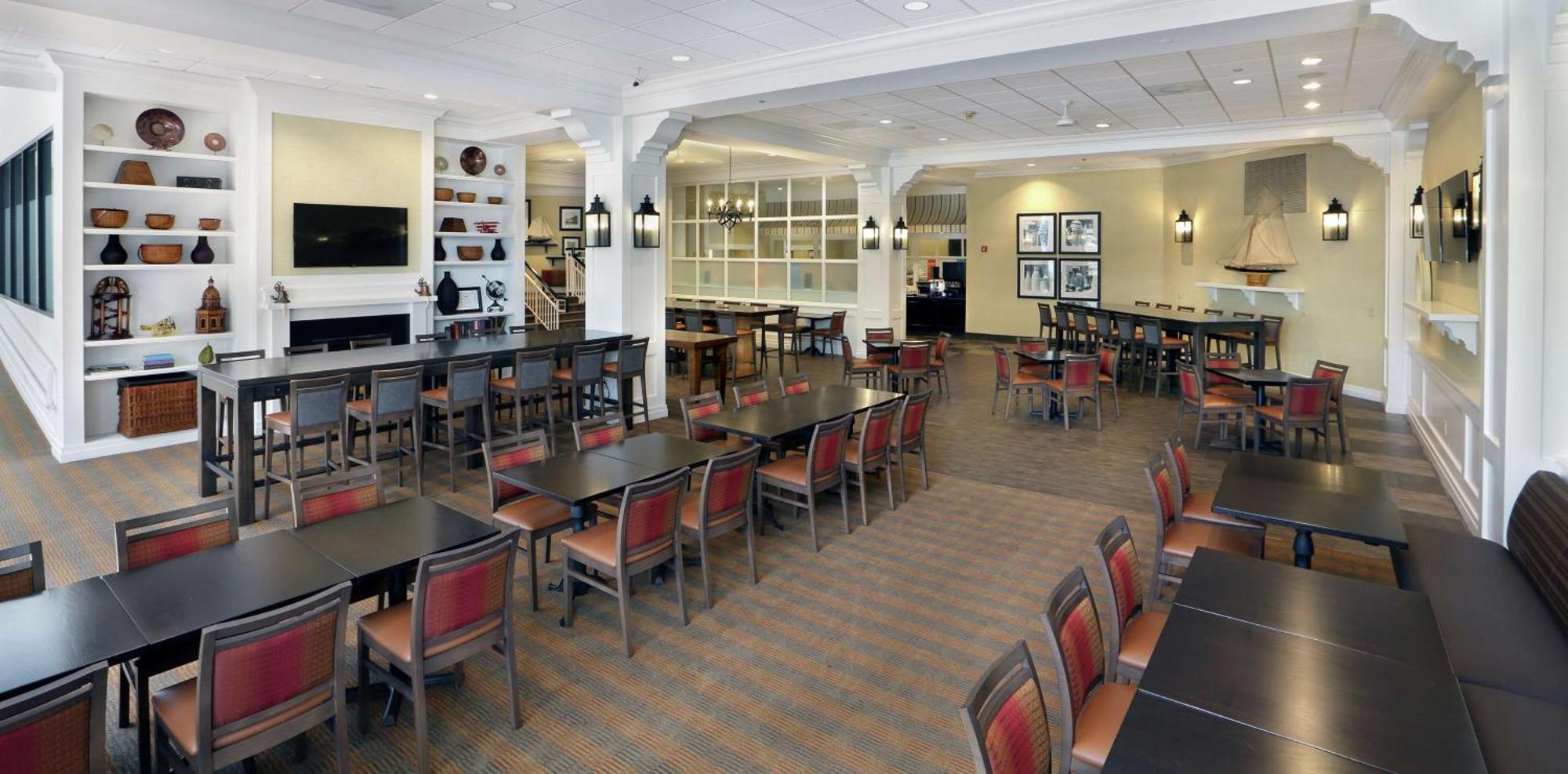 Hampton Inn Boston-Natick Bagian luar foto