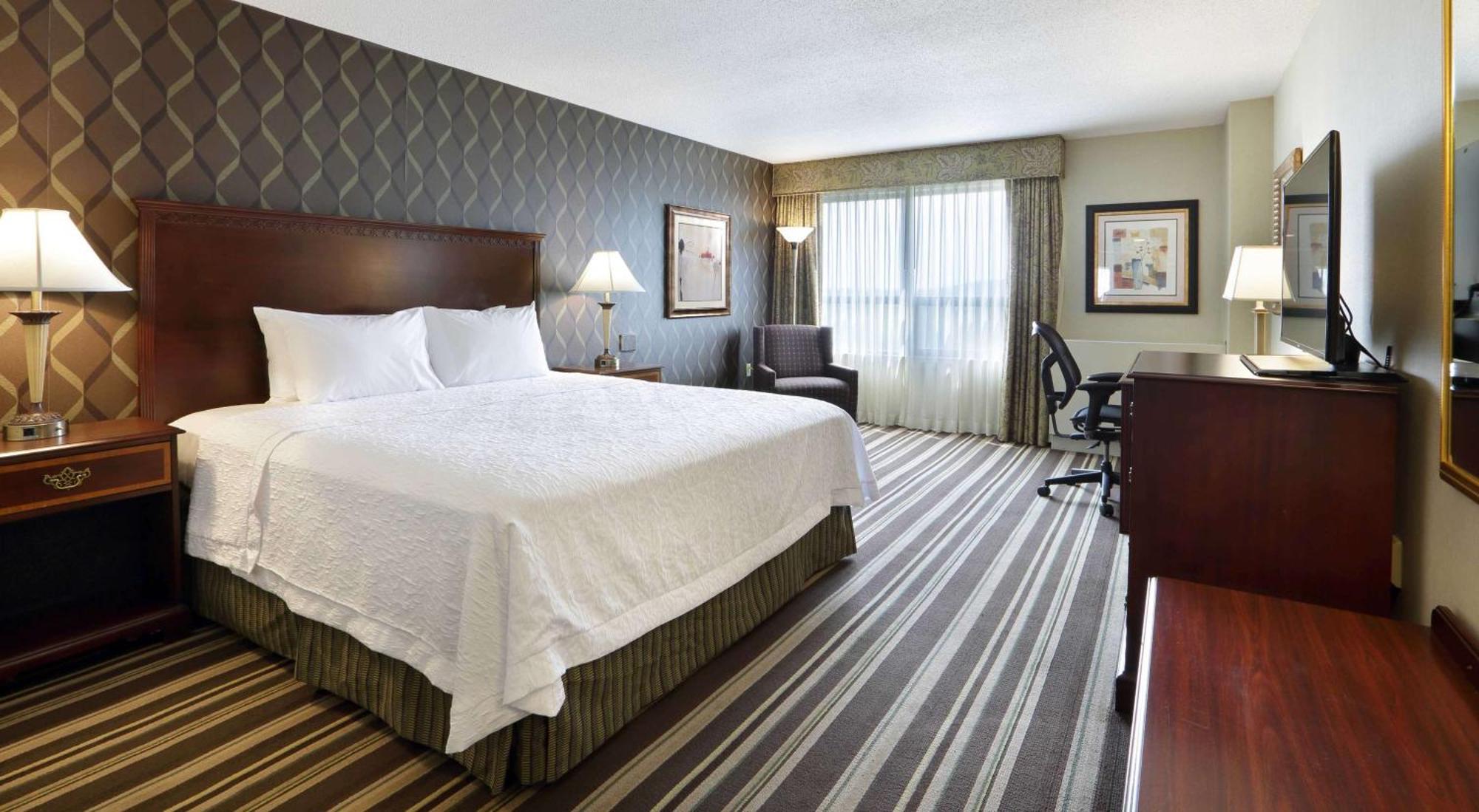 Hampton Inn Boston-Natick Bagian luar foto